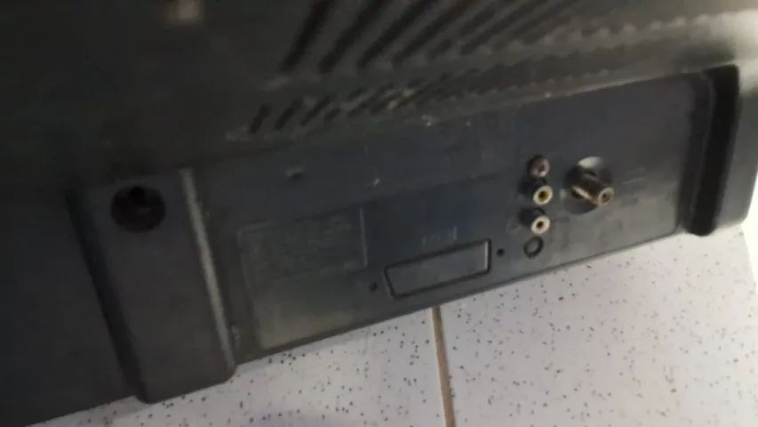 TV de Tubo CCE 20 Polegadas - Foto 3