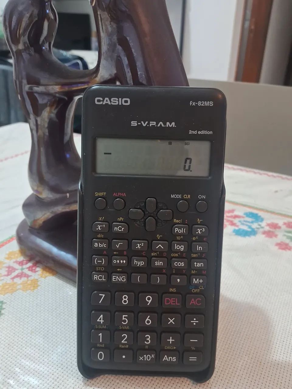 Calculadora científica CASIO FX-82 - Foto 2