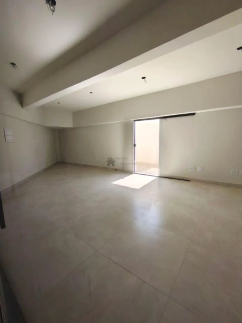 Sala ou loja Comercial no Centro de Contagem