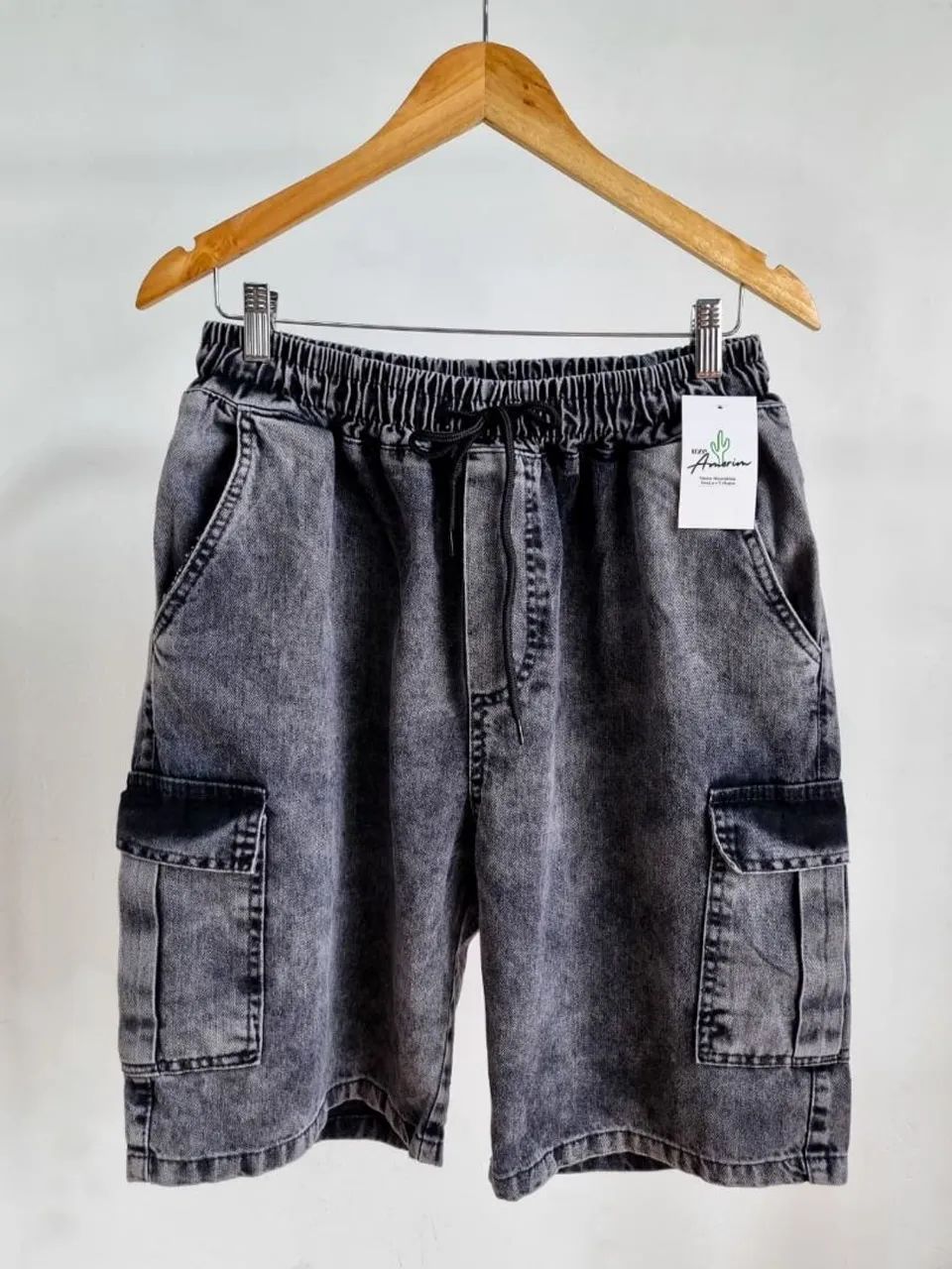 Bermudão Cargo Jeans