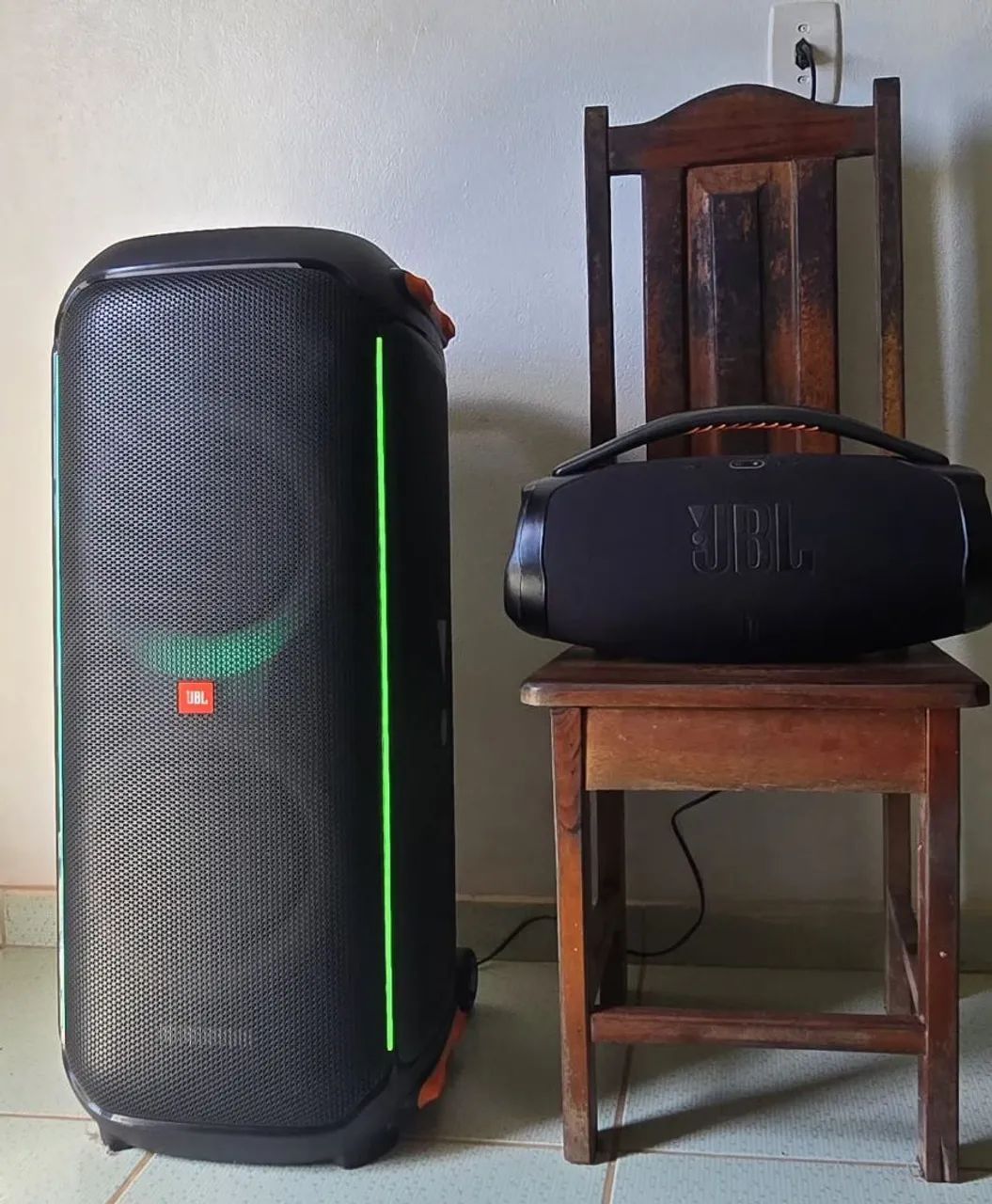 Caixa JBL 710 - Foto 2