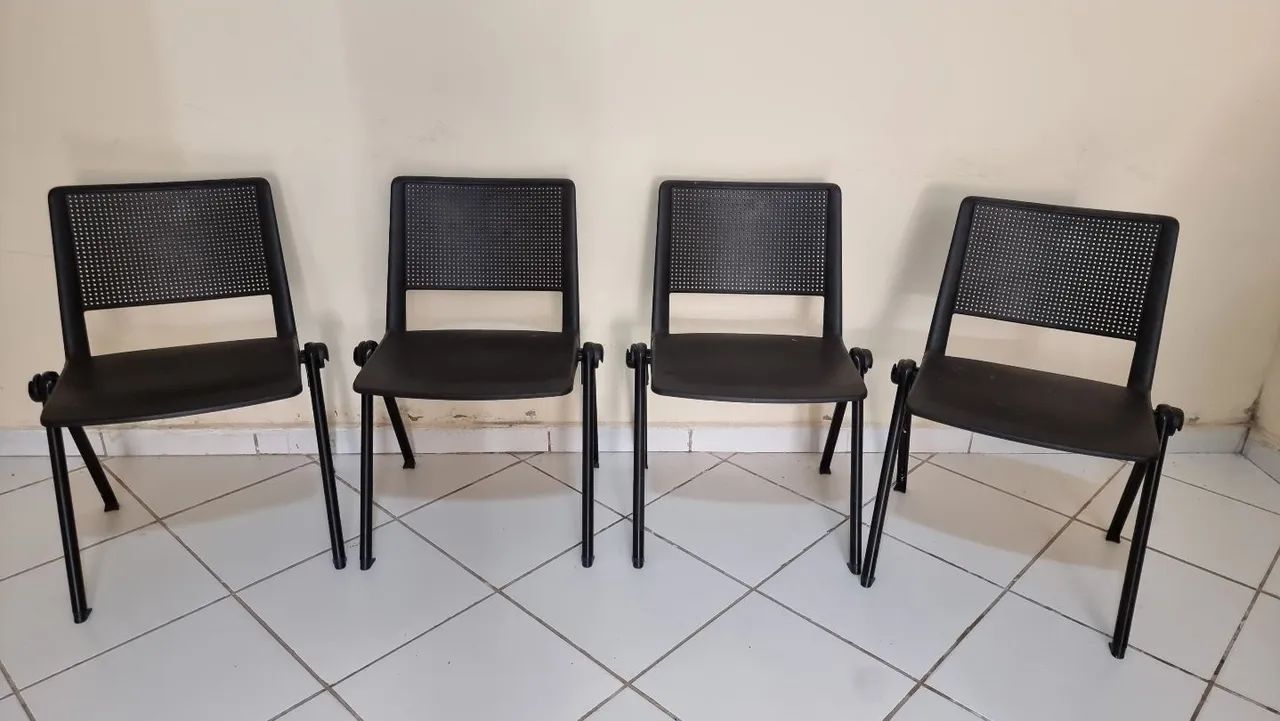 Jogo com 4 Cadeiras Articuladas / Dobráveis Premium (Módulos)