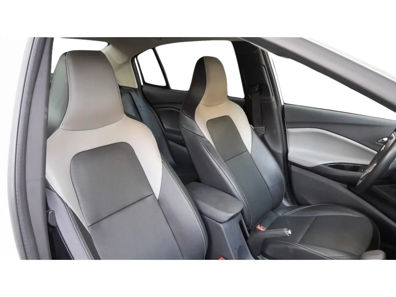 Chevrolet Onix Hatch Premier 1.0 12V TB Flex Aut. 4P, foto 11 de 16