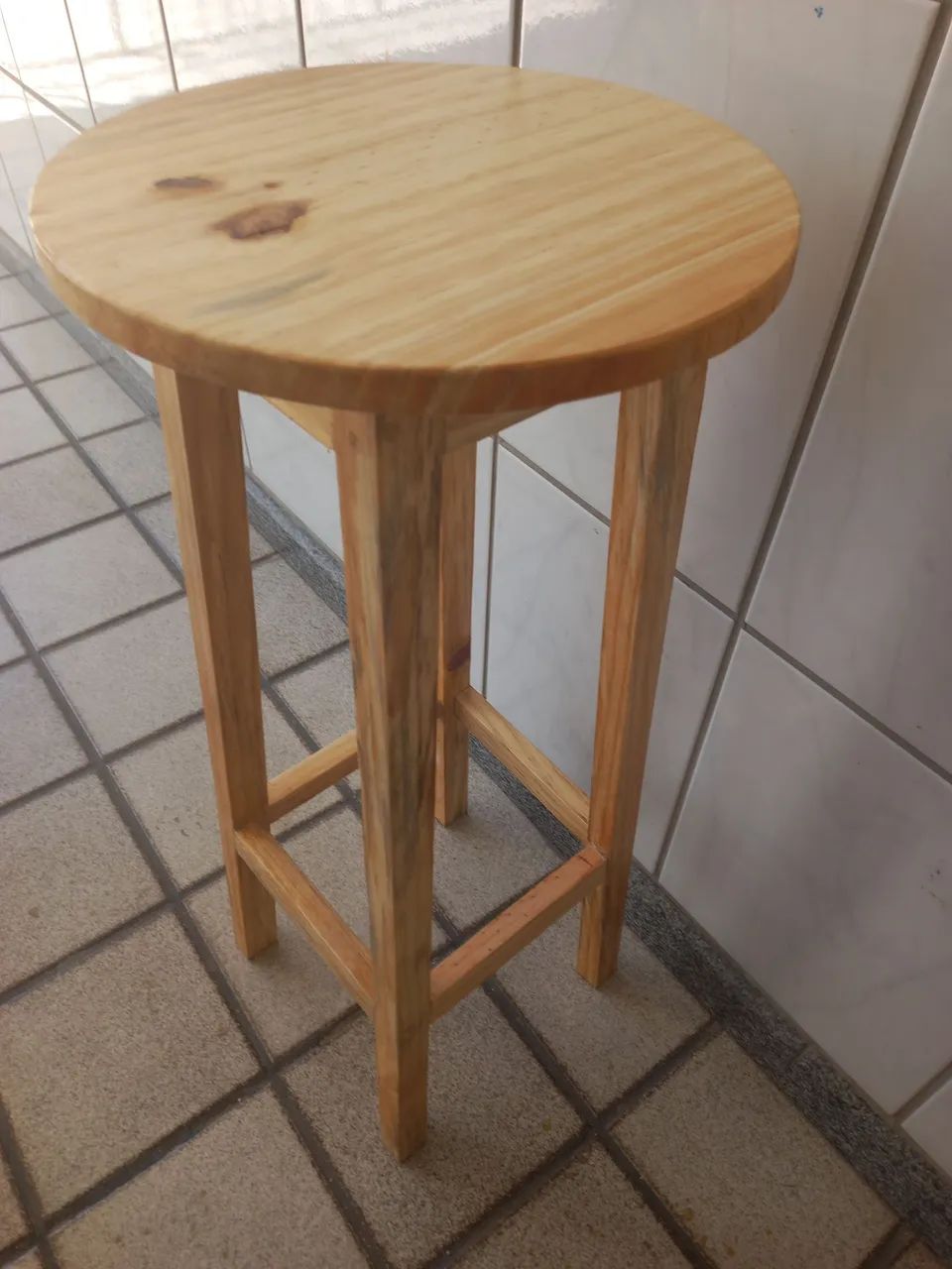 Banquetas de madeira - Foto 4