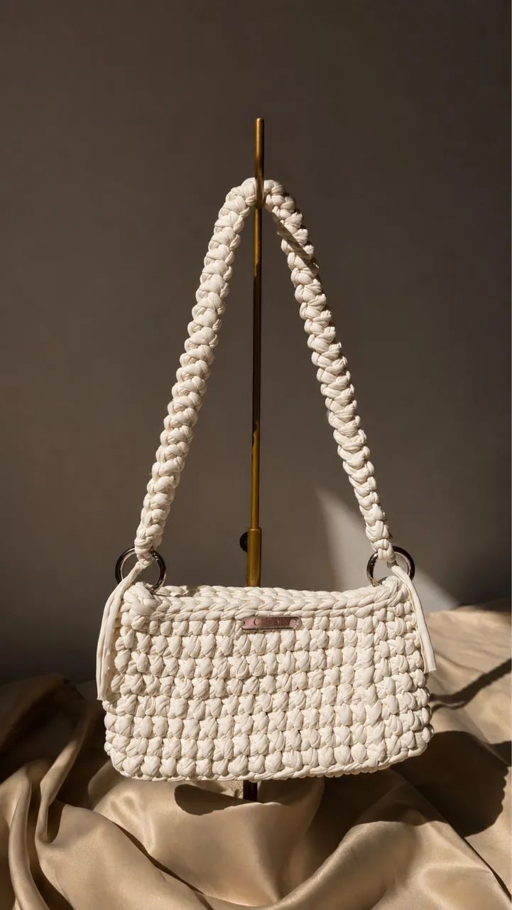 Bolsa de crochê off white