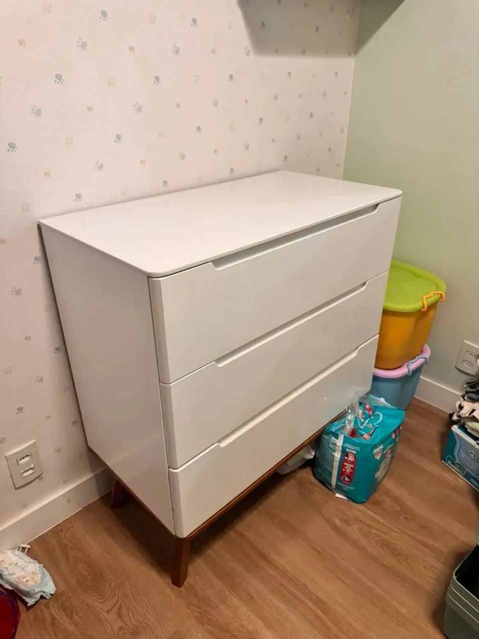 Cômoda 90 x 48 cm