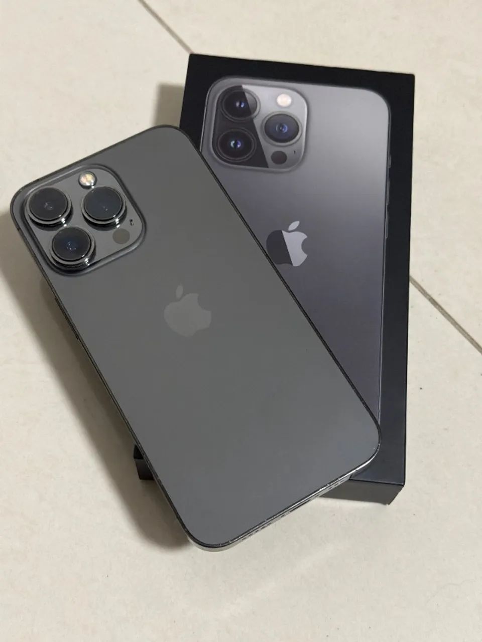 Celular *