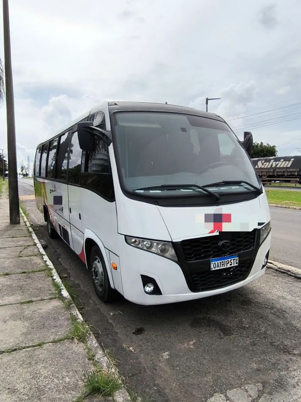 Vendo micro-ônibus  w8