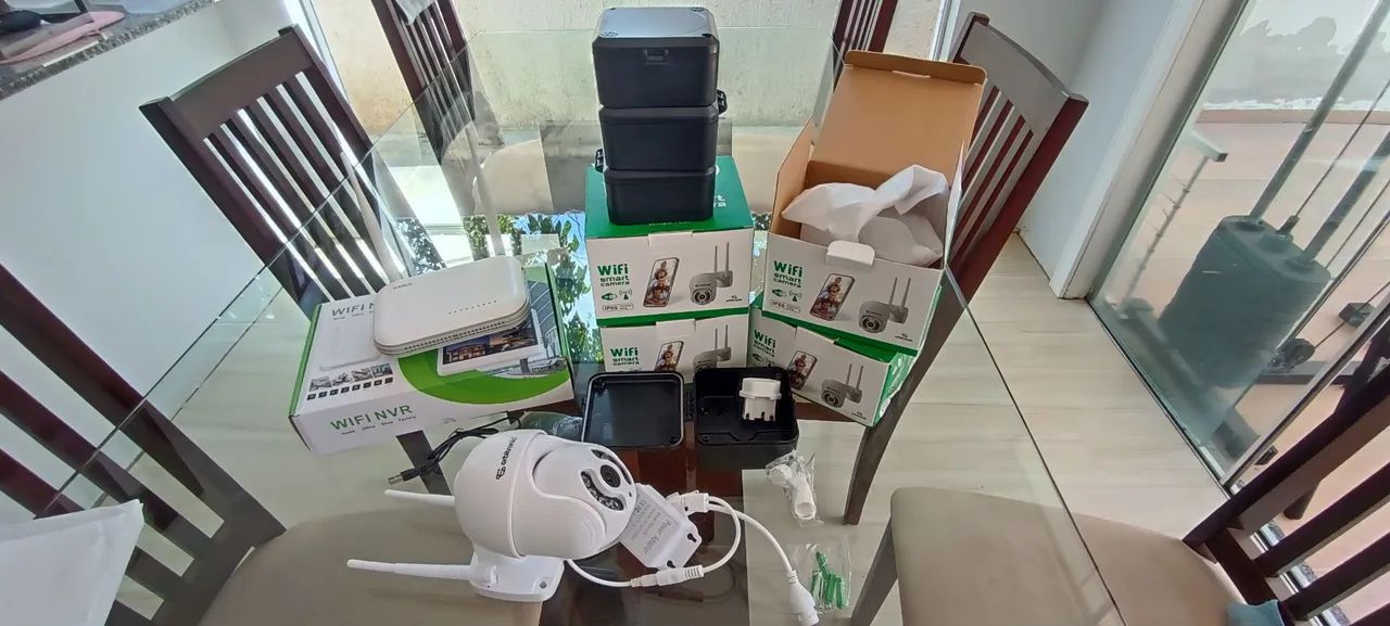 Kit de 4 câmeras Wi-fi com NVR (sem HD)