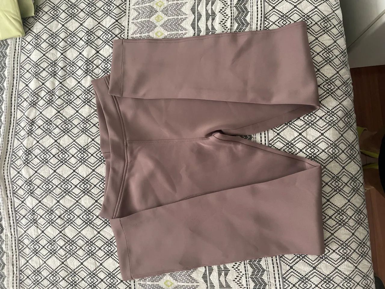 Calça em lycra - Foto 2