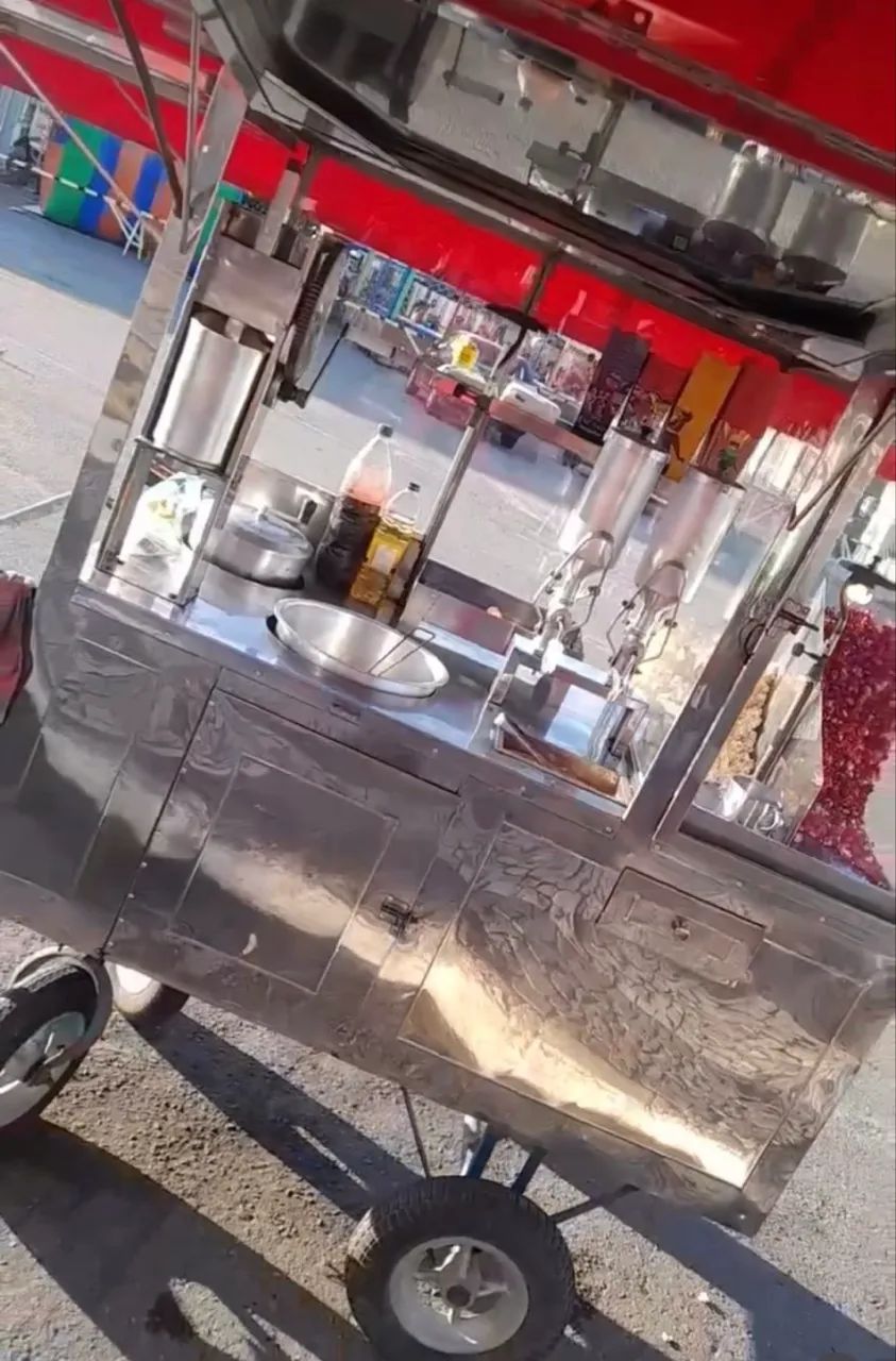 Vendo Carrinho De Pipoca e Churros  - Foto 2