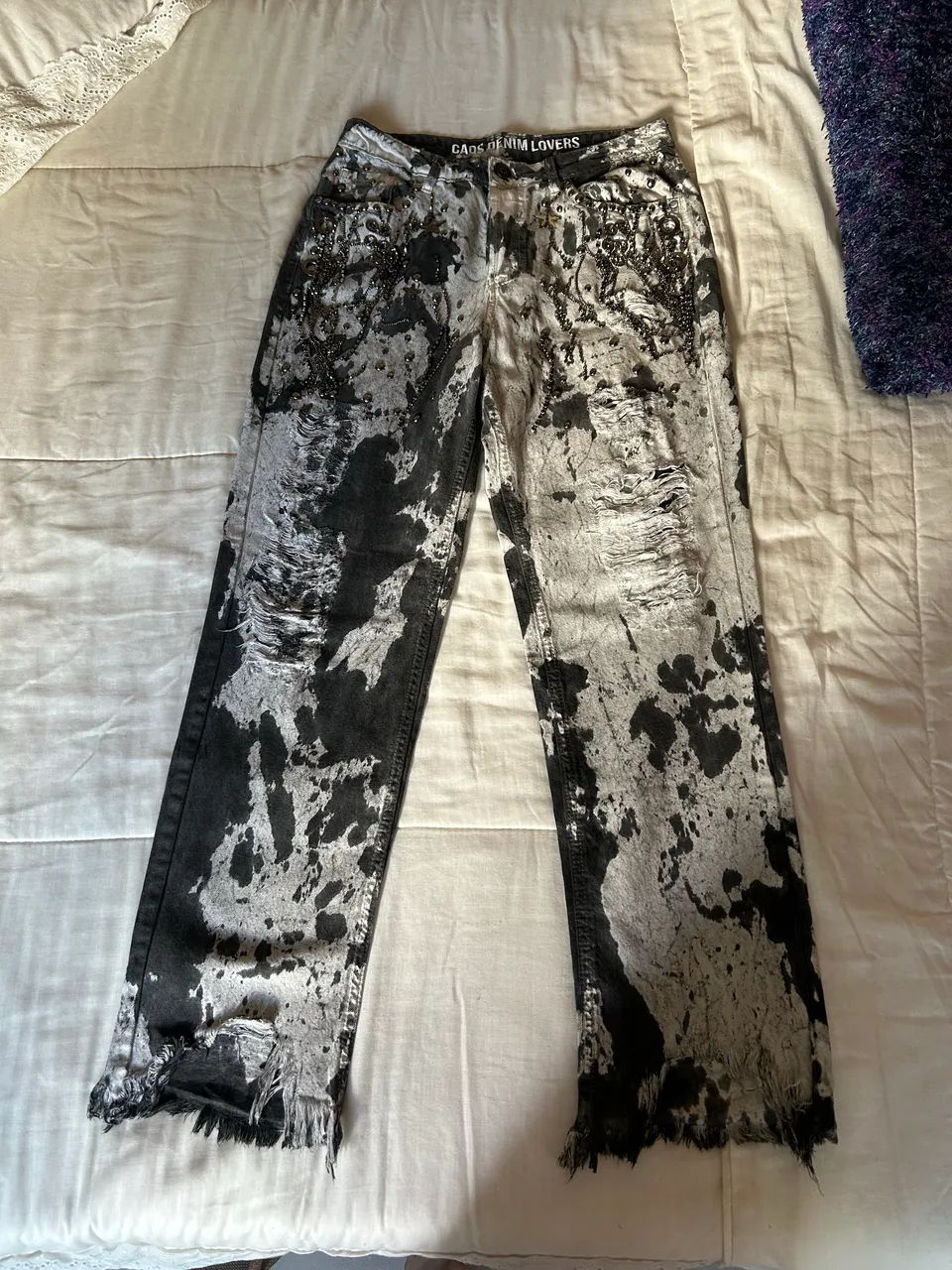 Calça jeans da grife CAOS  - Foto 3