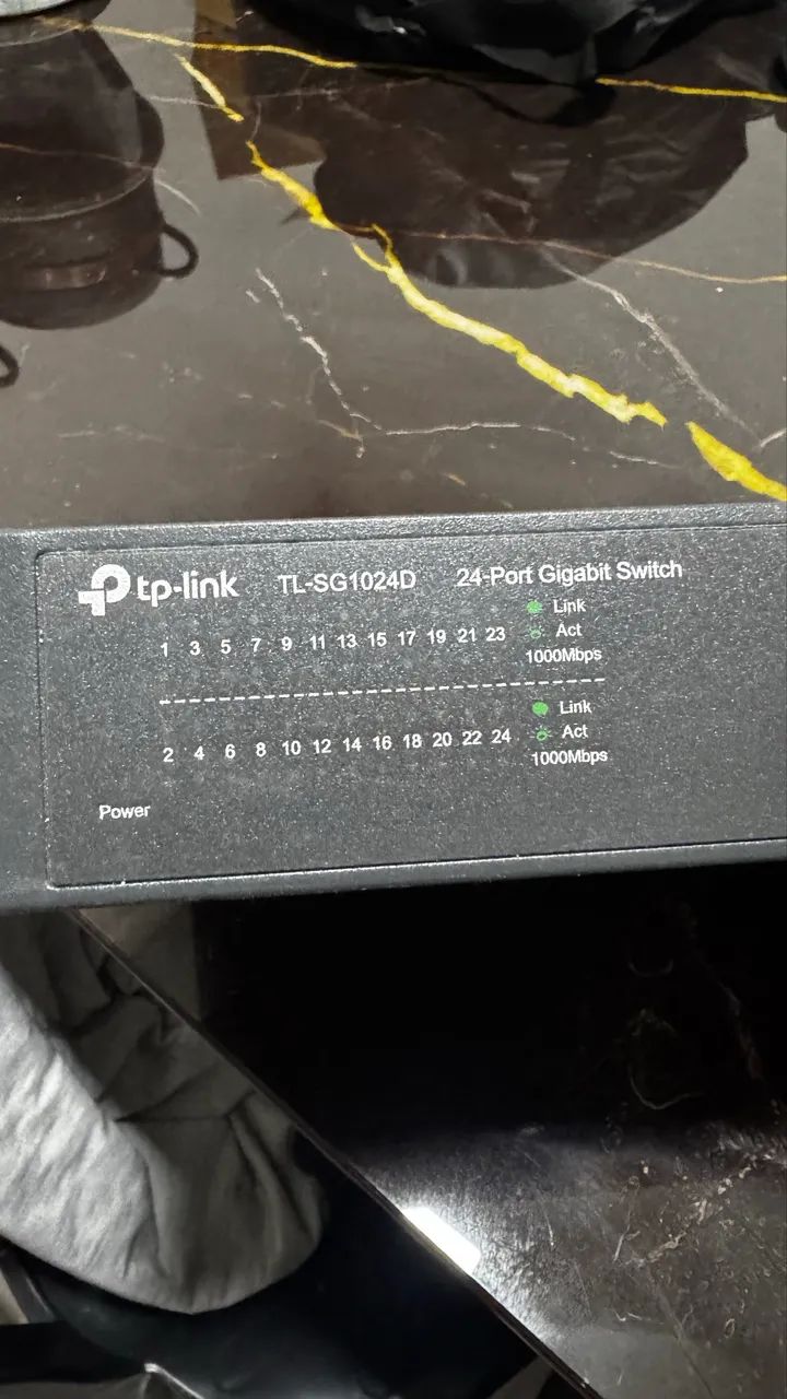 Switch TP-LINK SG1924D
