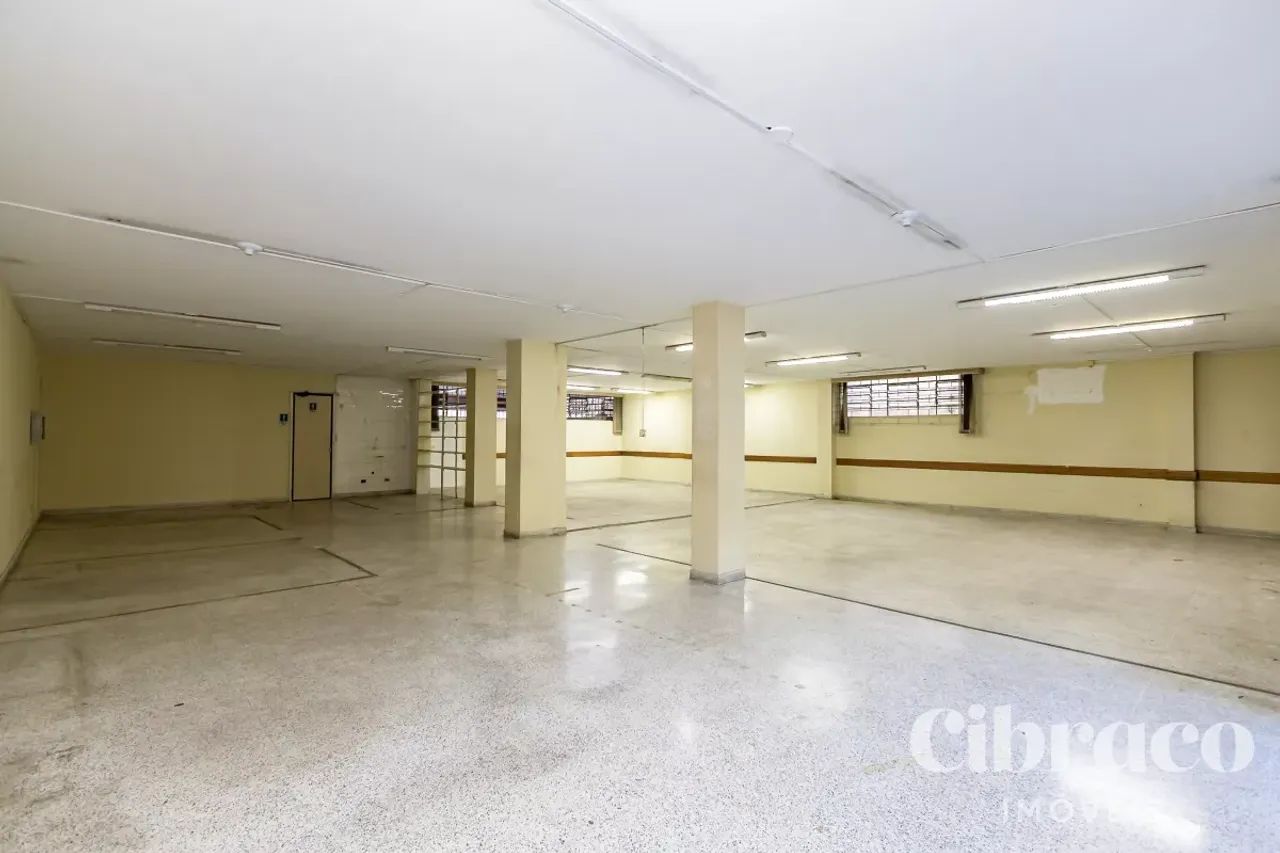 Loja para alugar no São Francisco com 242,6m² - Foto 5