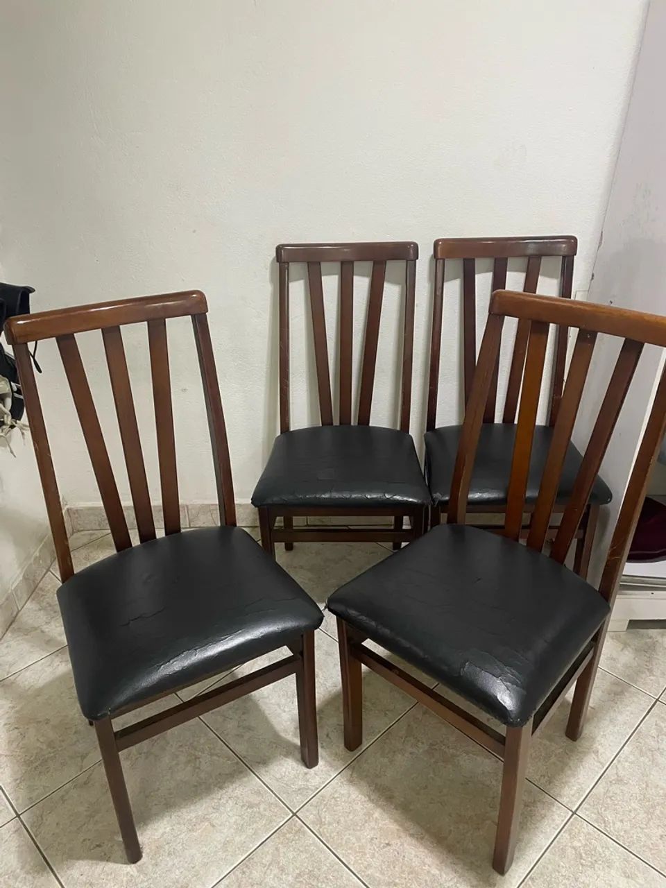 4 cadeiras/1 tampo de vidro para mesa - Foto 4