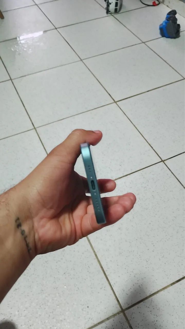 iPhone 16 ainda na garantia Apple  - Foto 4