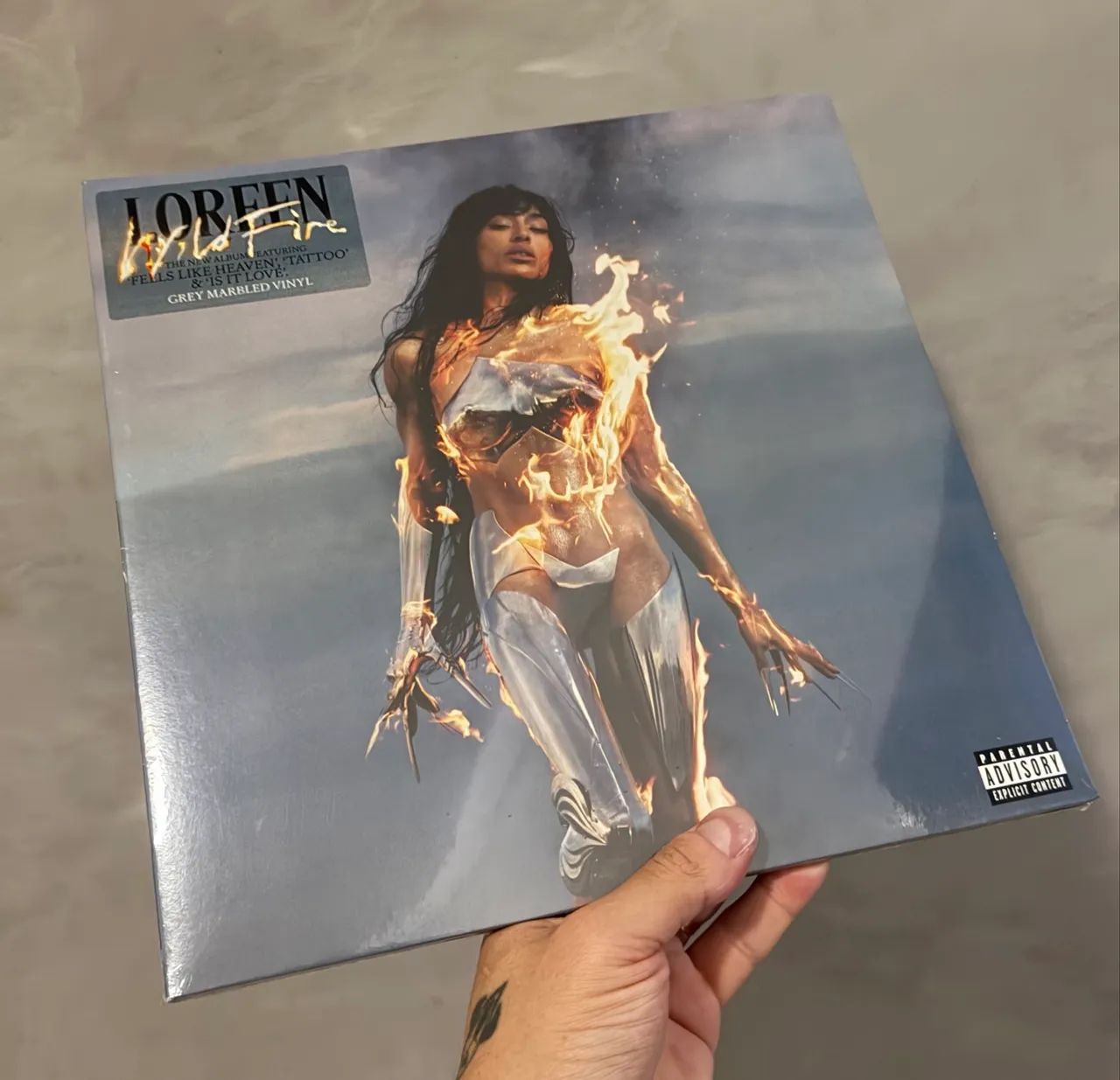 Loreen - Wildfire (autografado) - LACRADO - Foto 2