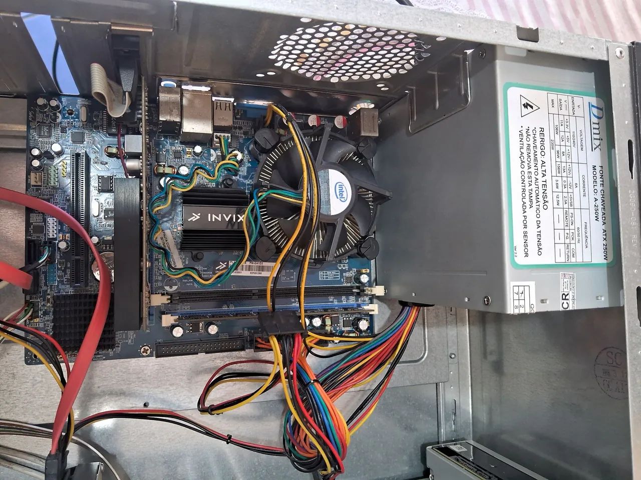 Pc para estudar e acessar a Internet 