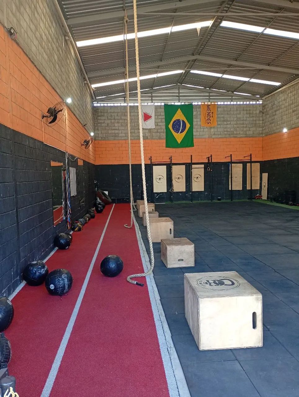 Vendo box de crossfit montado 