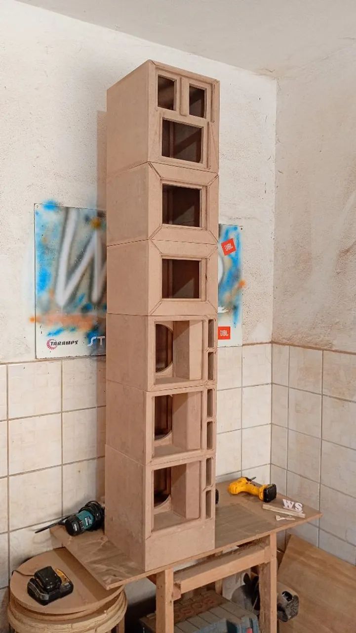 Caixas pra médio de 8 polegadas  - Foto 2