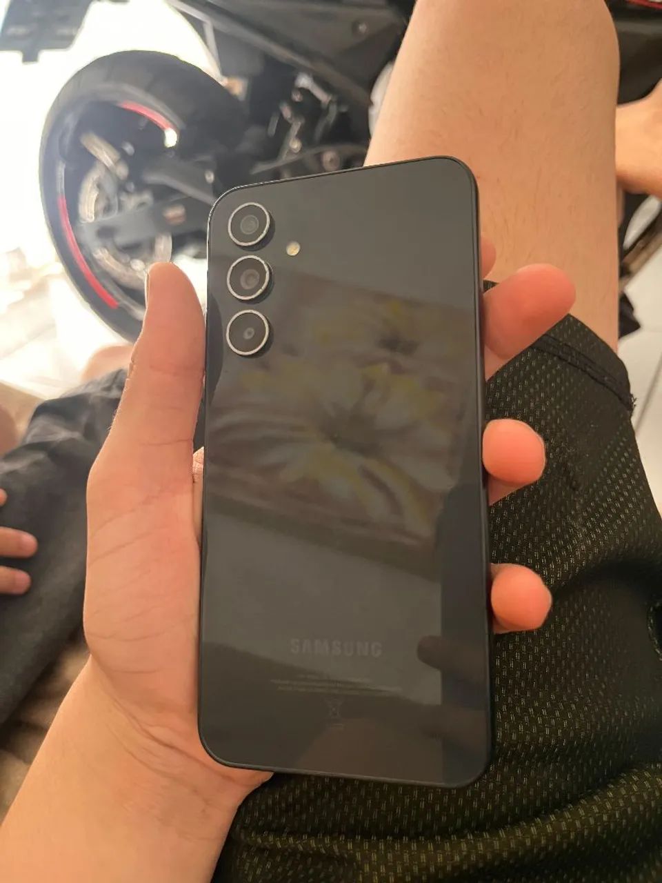 ? Samsung Galaxy A54 5G 256GB ? Excelente estado - Foto 2