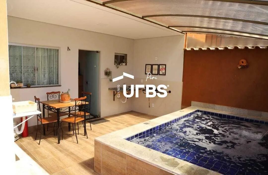LOFT À VENDA EM PIRENÓPOLIS