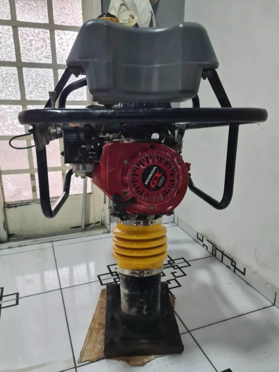 Vendo companhia de solo honda gx160 tipo sapo - Foto 6