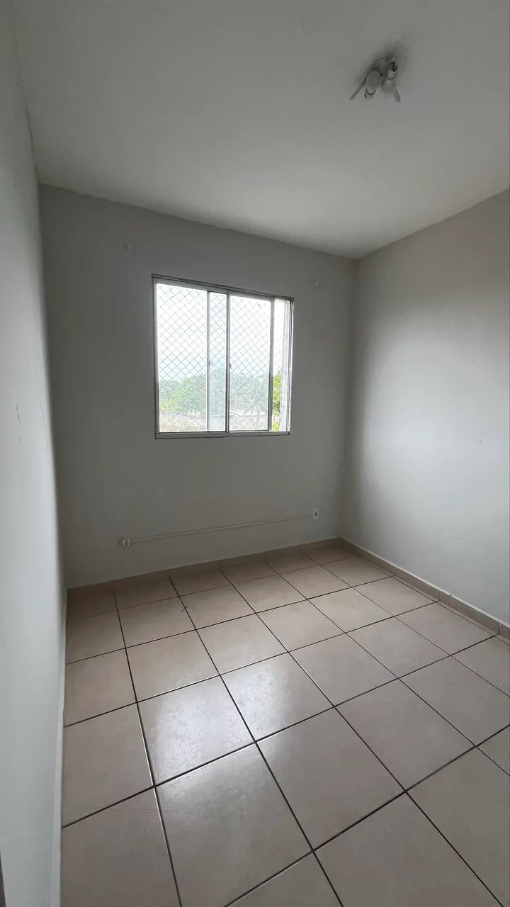 Alugo apartamento 