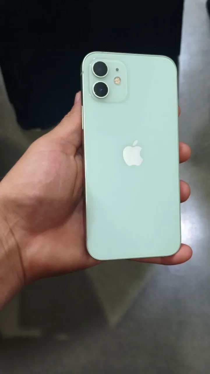 iPhone 12