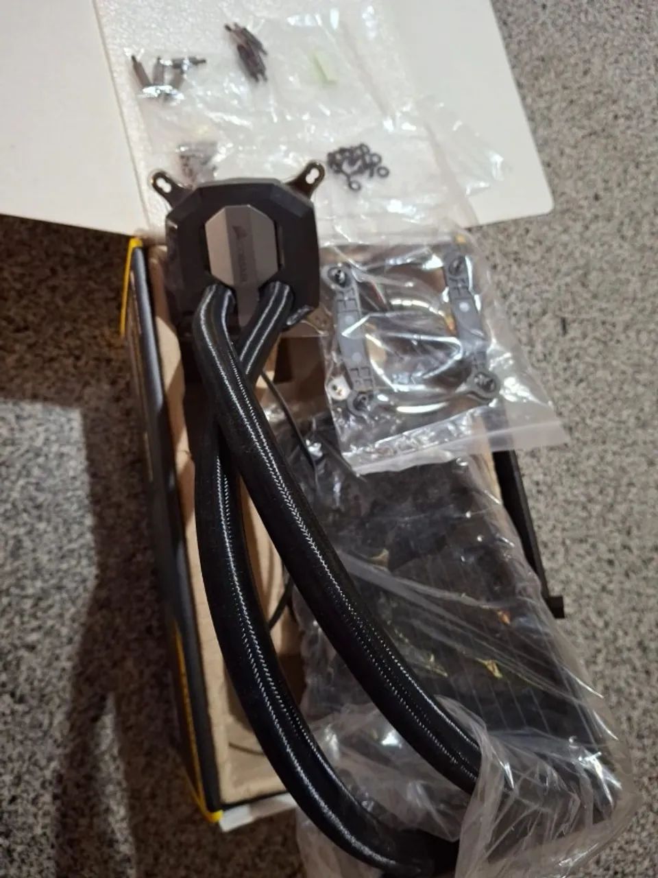 Water Cooler Corsair H100i V2 [com Defeito] - Foto 4