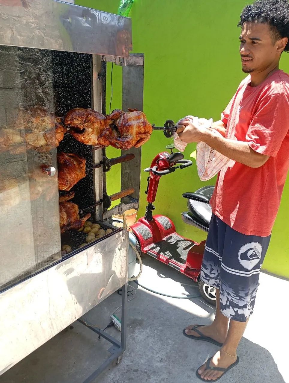 Máquina de assar frangos - Foto 4