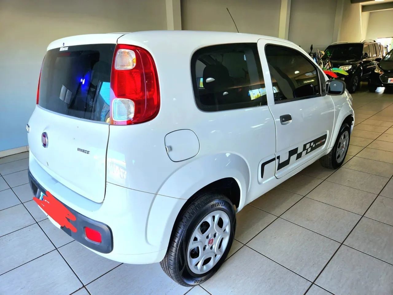 Fiat Uno UNO VIVACE/RUA 1.0 EVO Fire Flex 8V 5p 2014