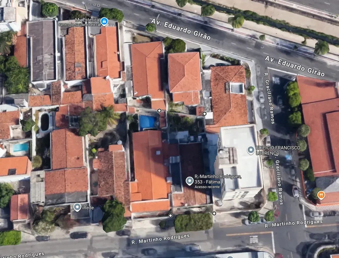 Vendo casa 4/4 com 3 suítes + DCE completa no Bairro de Fátima - Foto 4