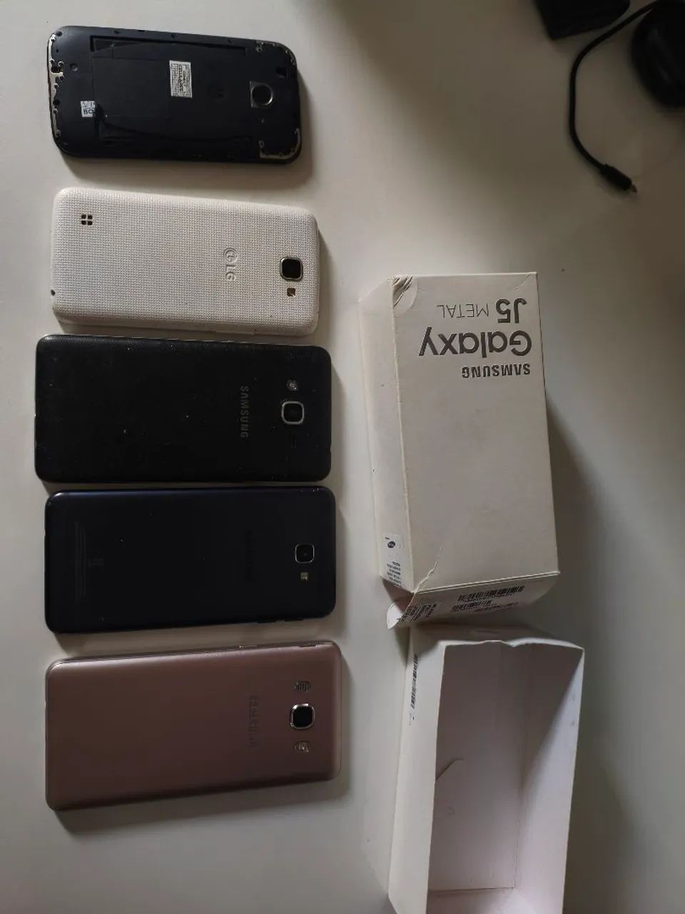 Lote de celulares antigos funcionando normalmente! - Foto 2