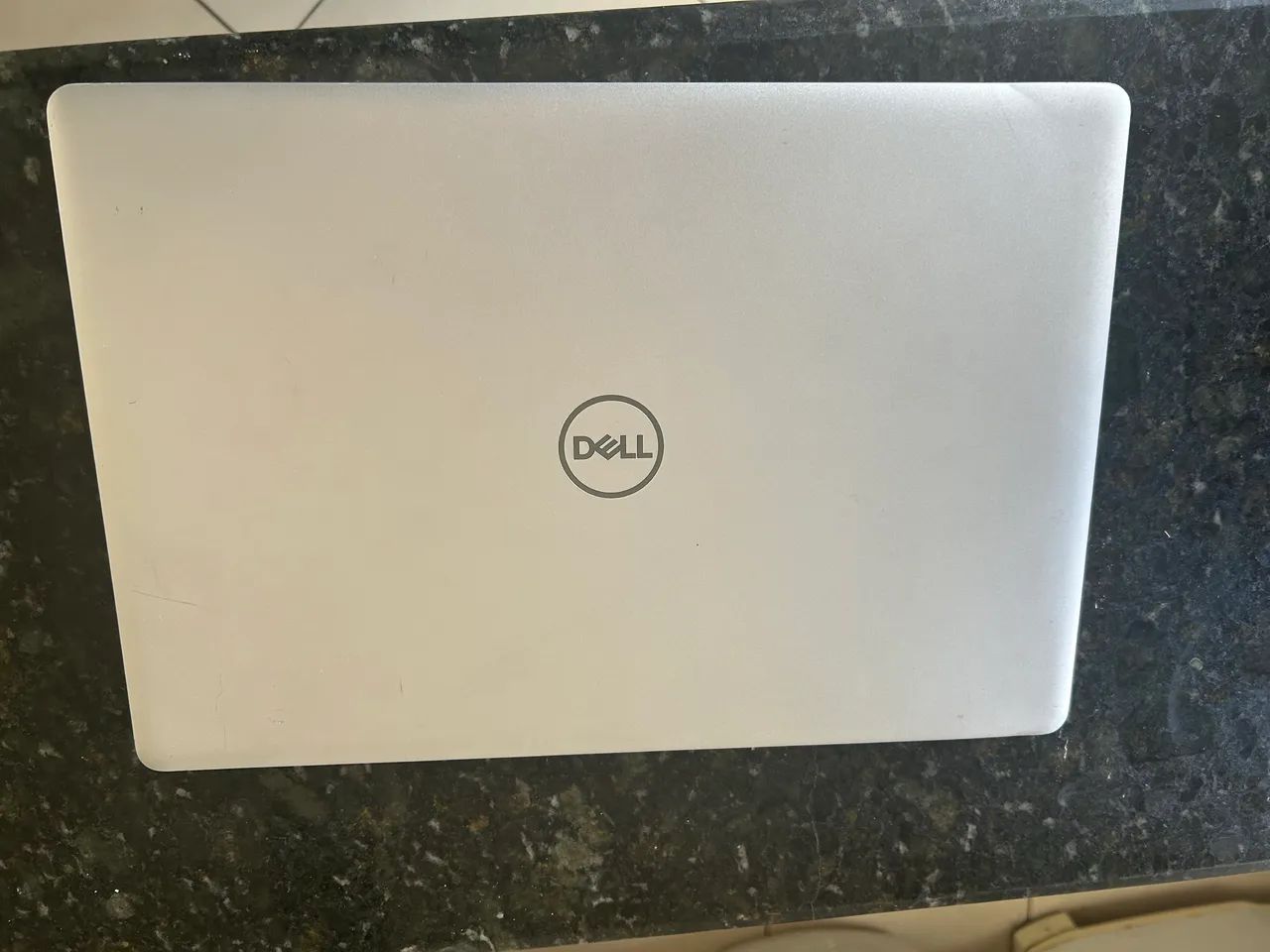 Notebook Dell core i5 8° geração placa de vídeo dedicada Radeon 4 gb  - Foto 3