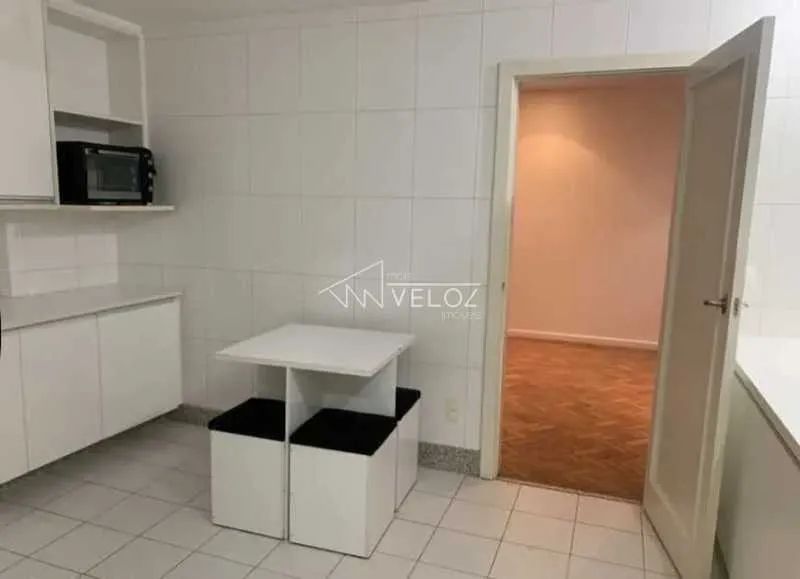 Apartamento : Padrão / Residencial / Leblon