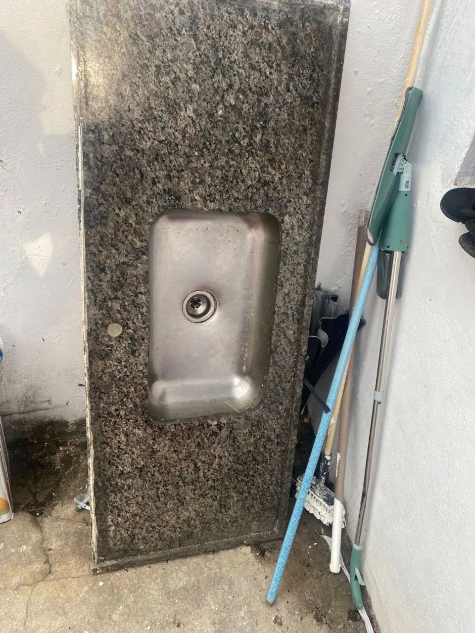 Kitchen Sink65581376010883122