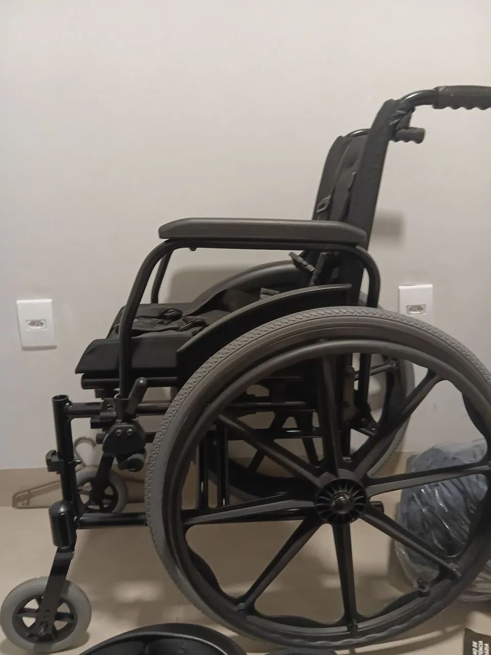 Cadeira de rodas infantil 
