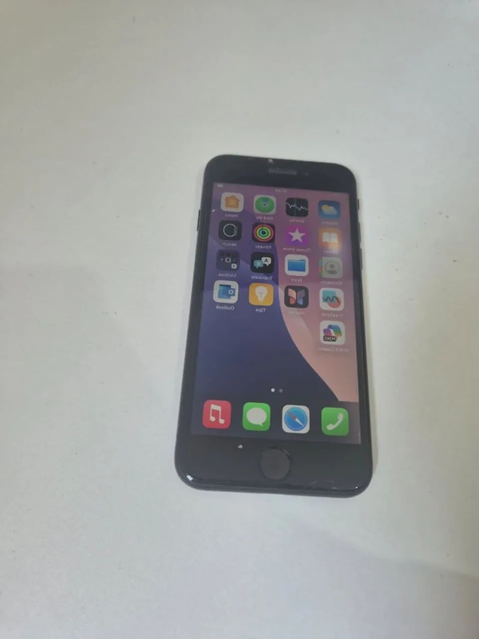 iPhone SE 2020 - 128GB - Preto