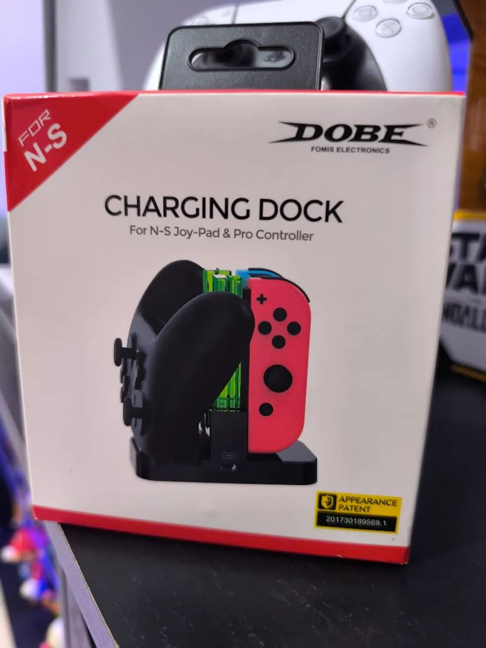 Base Carregadora para Joy-Cons e Pro Controle - Nintendo Switch 