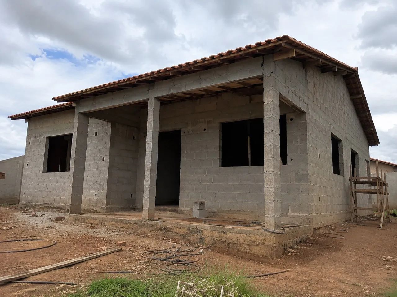 Mexo com obra - Foto 2