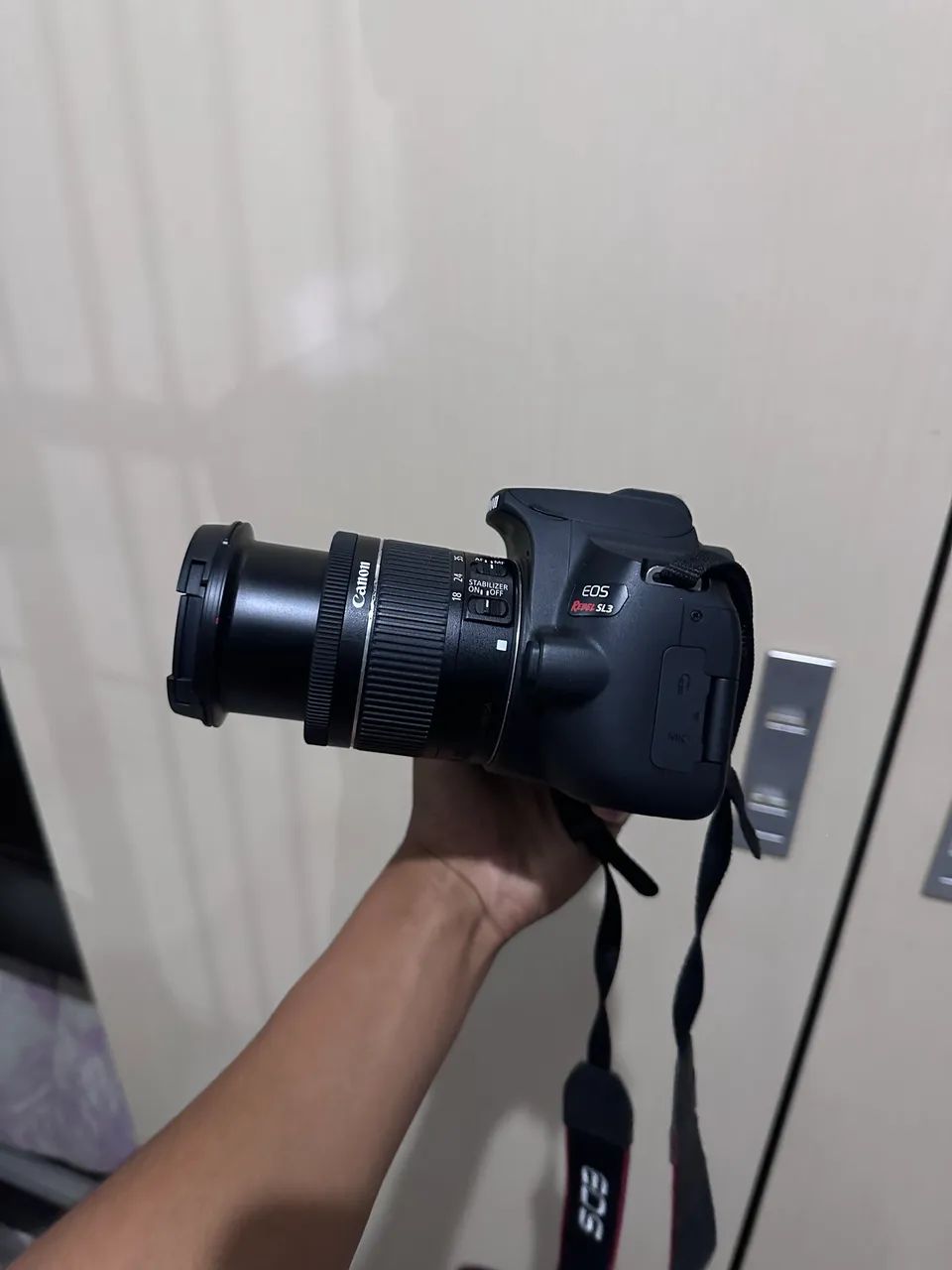 Câmera Cannon SL3 - Foto 2