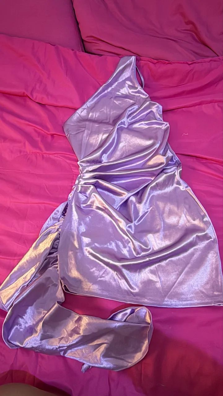 Vestido curto de cetim  - Foto 2
