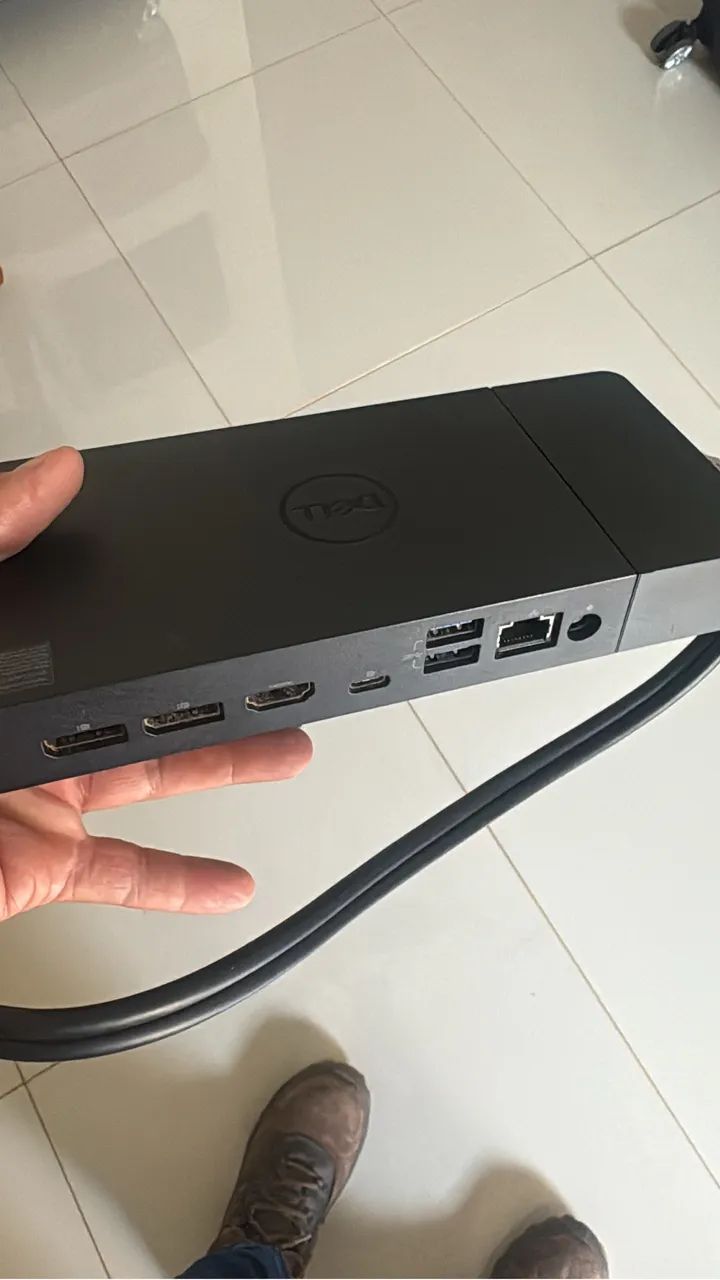 Alienware M15R6 - Foto 2