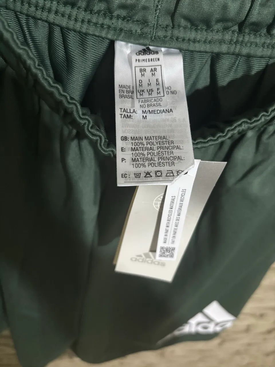 Bermuda Adidas cós elástico tamanho M - Foto 2
