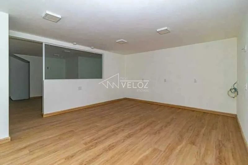 Loja : / Comercial / Gávea