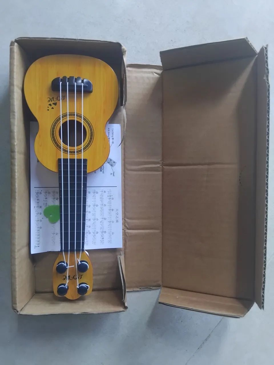 Ukulele  - Foto 2