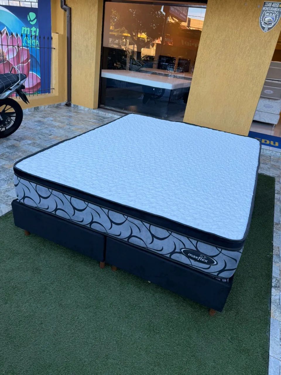 Colchão Queen MAXFLEX SEMINOVO TOP - Entrego! 