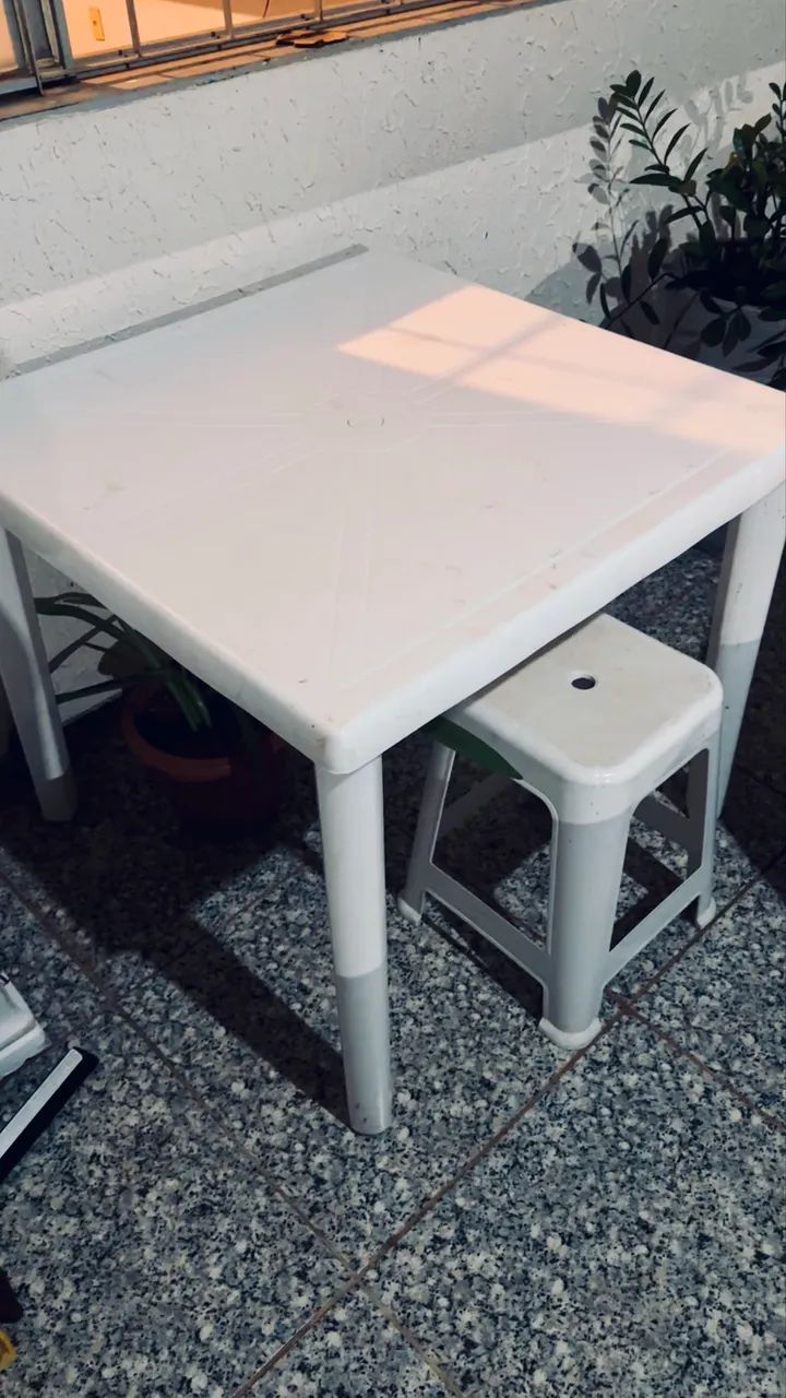 Mesa Plástica Quadrada Desmontável Mor - Branco - Foto 2