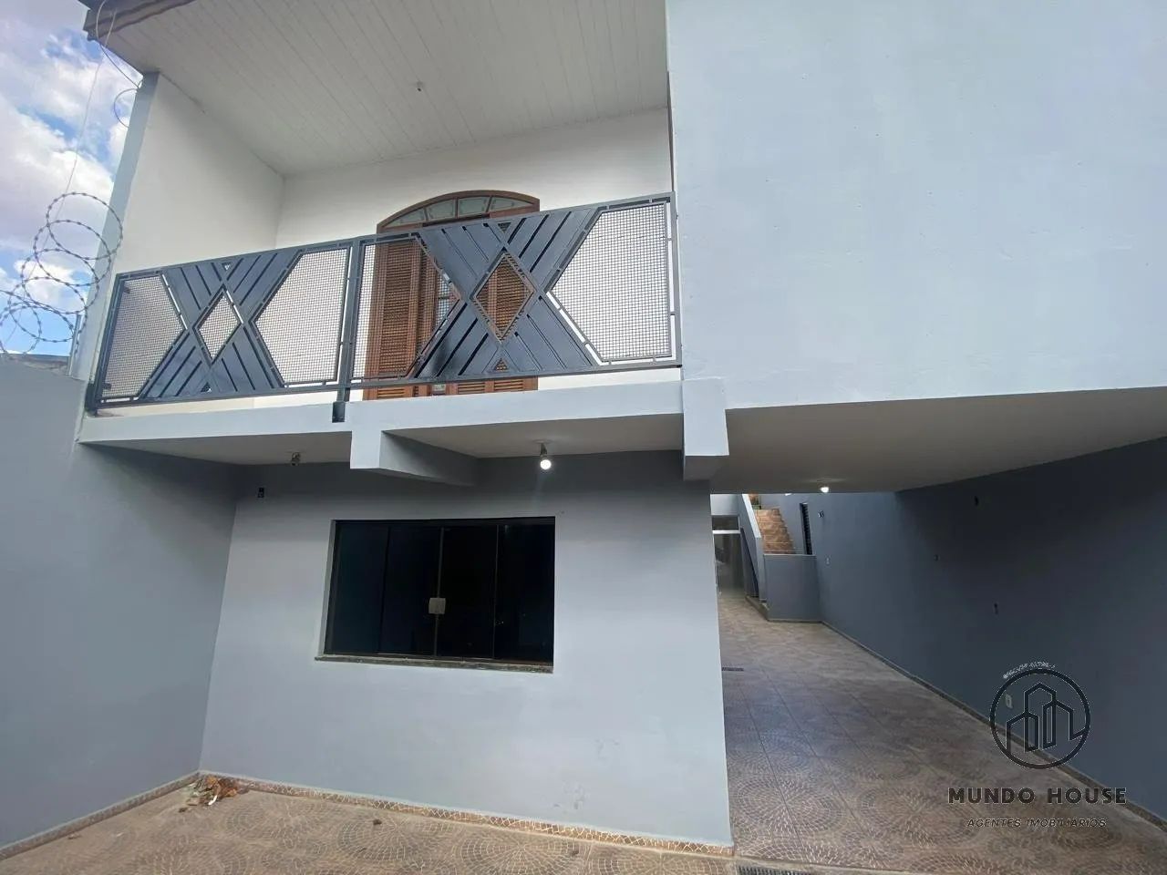 Sobrado à venda no Jardim Itanguá em Sorocaba